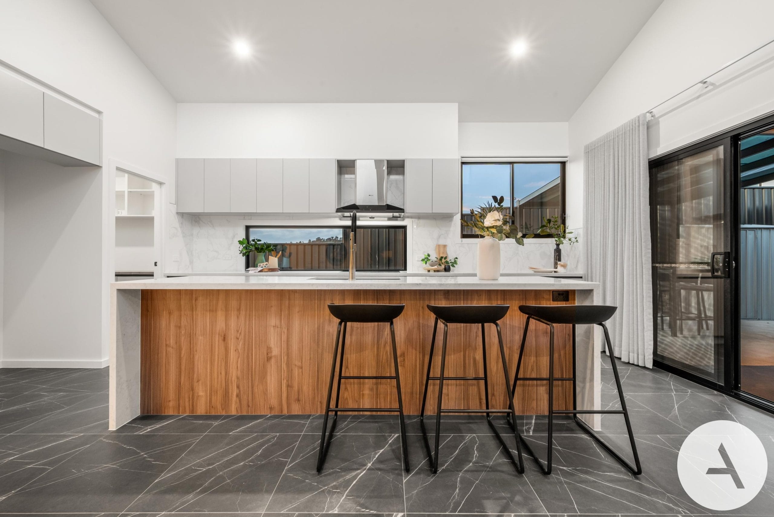 L39638337-WHITLAM-2026-03-14-120933-4