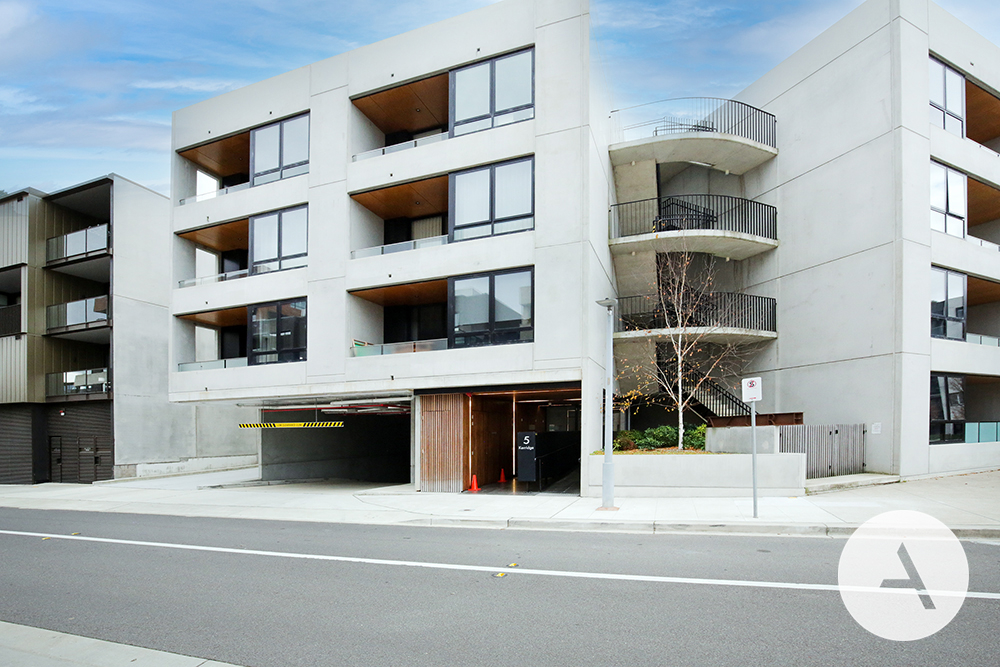 b42601013f4040a1ae8feb375d006f5a-Kingston-2026-04-08-044446-3