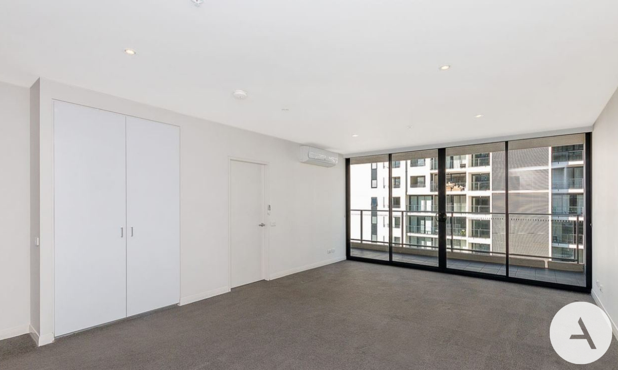 b42b0144ca534646b25586e1c2844d8f-Lyneham-2026-04-14-045938-3