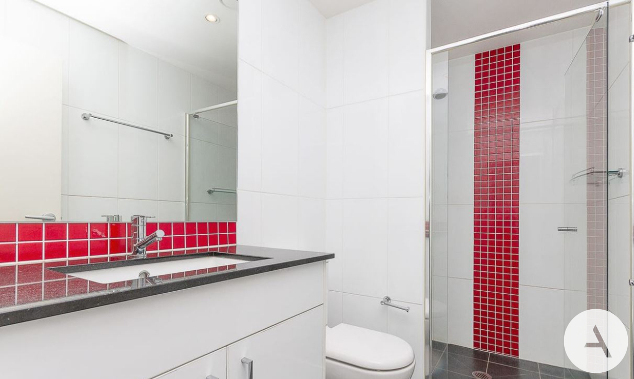 b42b0144ca534646b25586e1c2844d8f-Lyneham-2026-04-14-045938-6