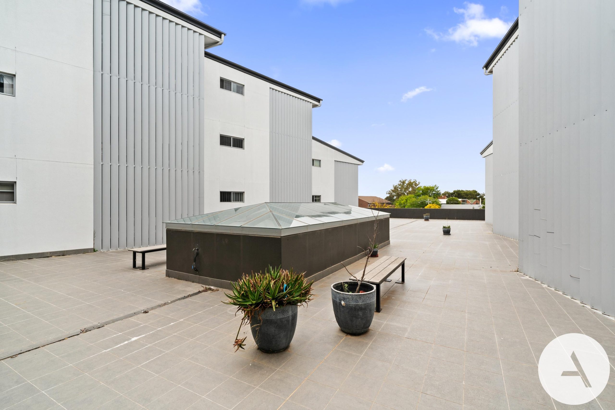 L39730895-MACQUARIE-2026-04-13-044746-13