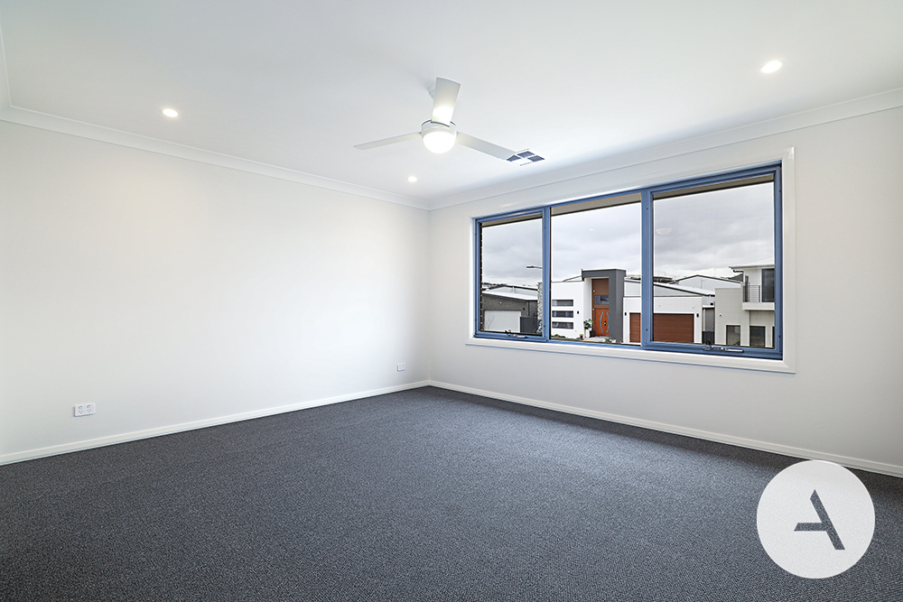 b46a0160bd5247d6b6fefb4c335c5a3c-Whitlam-2026-06-15-062842-13