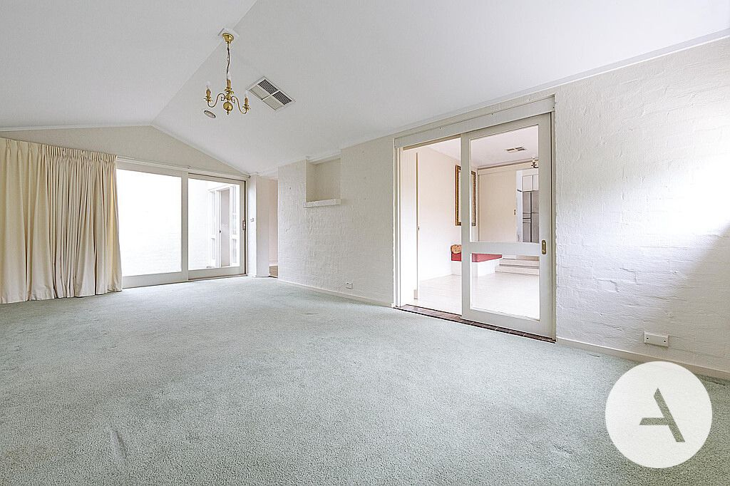 R4373863-DEAKIN-2026-07-13-010119-5