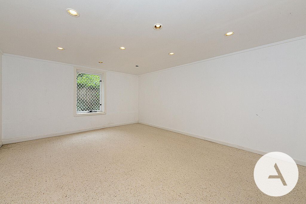 R4373863-DEAKIN-2026-07-13-010119-6