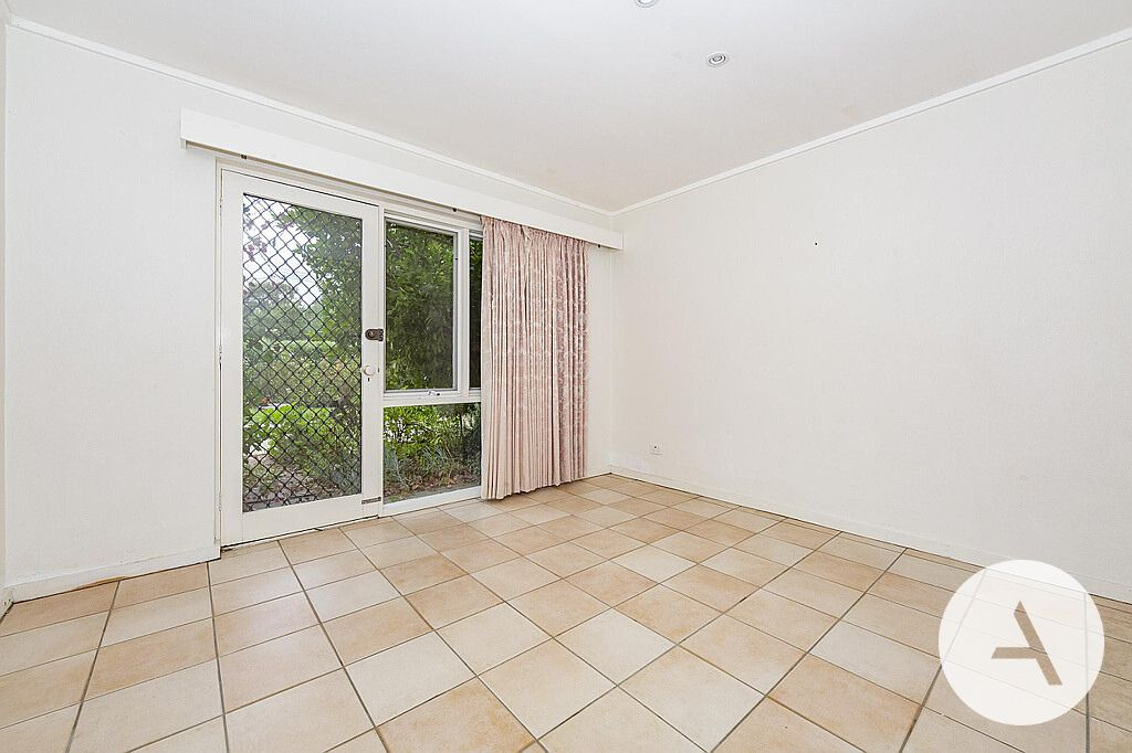 R4373863-DEAKIN-2026-07-13-010119-8